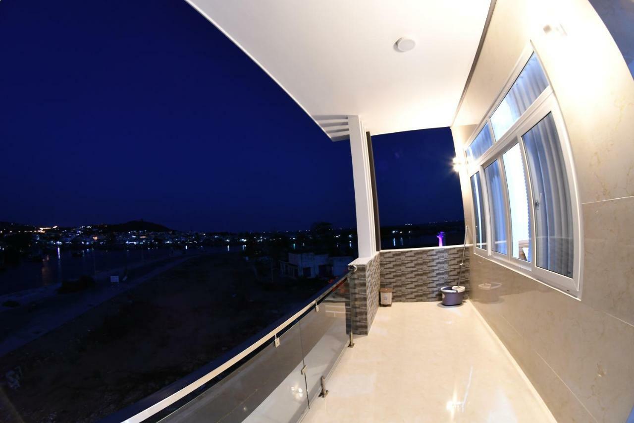 Nha Nghi Hung Hoa Hotel Phan Thiet Exterior photo